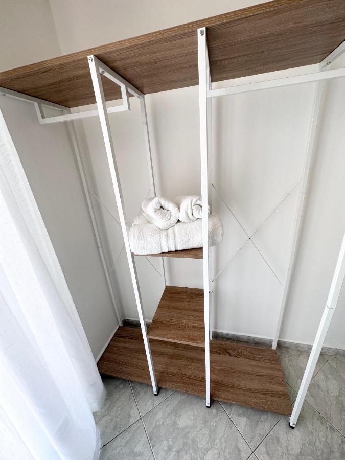 Airport Seaview Rooms Napels Buitenkant foto